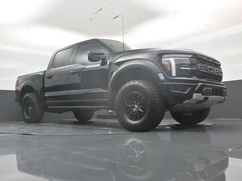 Used 2025 Ford F150 Raptor AWD/4WD image 44