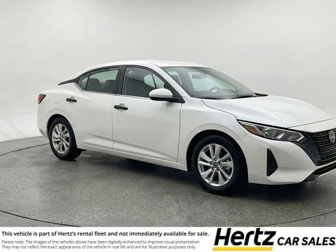 Used 2025 Nissan Sentra S image 1