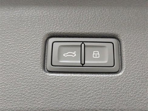 Used 2023 Audi Q5 2.0T Premium Plus w/ Premium Plus Package image 29