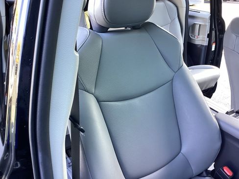 Used 2024 Toyota Sienna XLE image 19