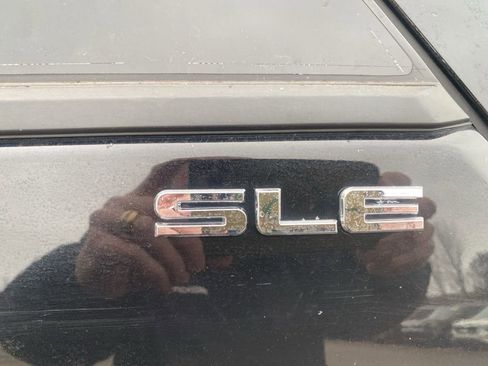 Used 2019 GMC Terrain SLE image 19