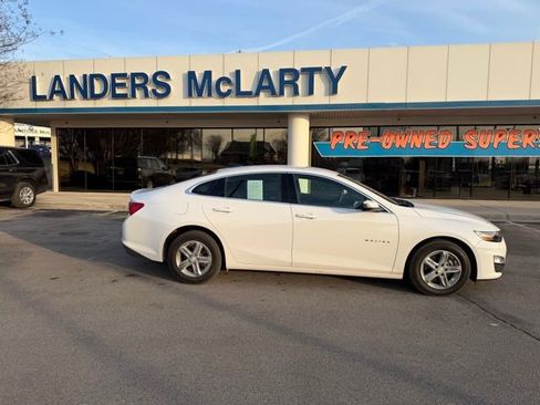 Certified 2025 Chevrolet Malibu LS image 3