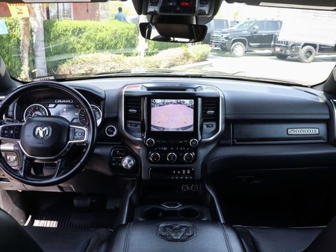 Used 2021 RAM 1500 Laramie AWD/4WD image 28