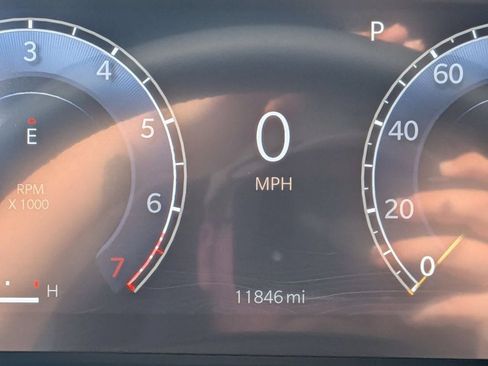 Certified 2024 Jeep Grand Cherokee Altitude AWD/4WD image 18
