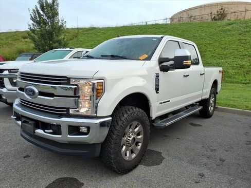 Used 2019 Ford F250 Lariat w/ Lariat Ultimate Package AWD/4WD image 1
