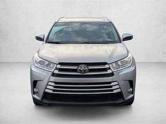 Used 2018 Toyota Highlander XLE AWD/4WD video 2