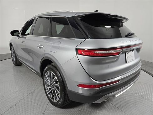 Certified 2023 Lincoln Corsair Reserve w/ Equipment Group 201A image 6