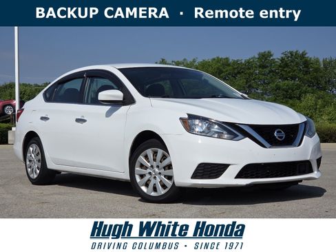 Used 2018 Nissan Sentra S FWD image 1