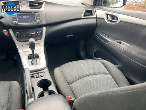 Used 2015 Nissan Sentra SR w/ Navigation Package image 19