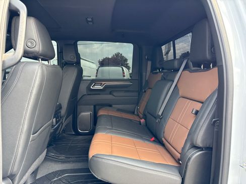 Certified 2026 Chevrolet Silverado 3500 High Country w/ High Country Premium Package AWD/4WD image 24