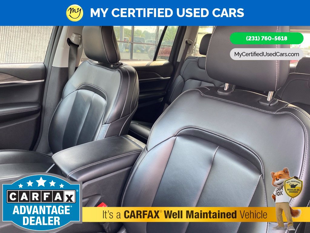 Used 2023 Jeep Grand Cherokee L Limited AWD/4WD image 16