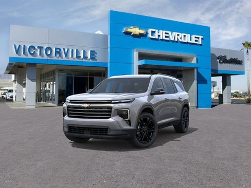 New 2026 Chevrolet Traverse LT FWD image 8