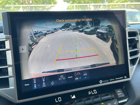 Used 2022 Toyota Tundra Limited RWD image 35