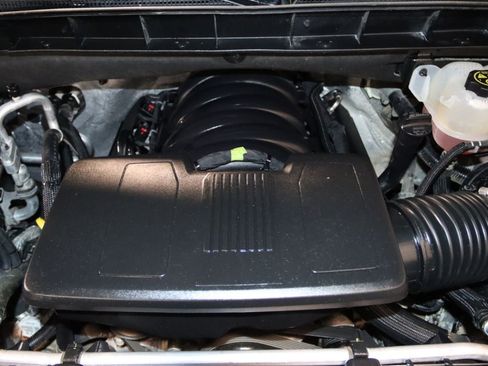 Used 2023 GMC Sierra 1500 Elevation w/ LPO, Elevation Black Package AWD/4WD image 12