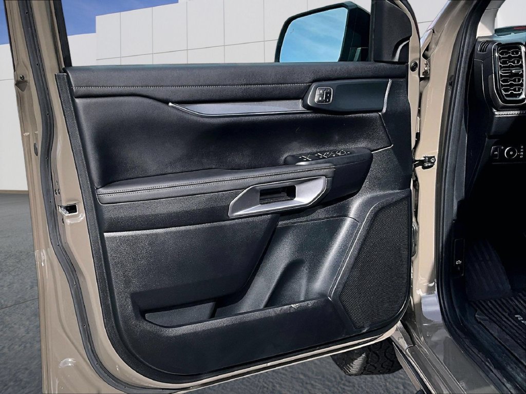 Used 2025 Ford Ranger Lariat w/ Convenience Package AWD/4WD image 19