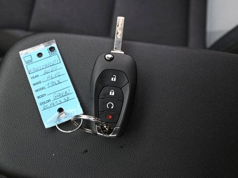 Used 2024 Chevrolet Trax LS w/ LS Convenience Package image 18