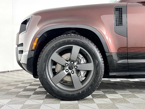 New 2026 Land Rover Defender 90 X-Dynamic SE AWD/4WD image 28