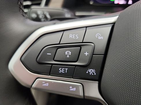 New 2026 Volkswagen Atlas SEL Premium R-Line AWD/4WD image 15