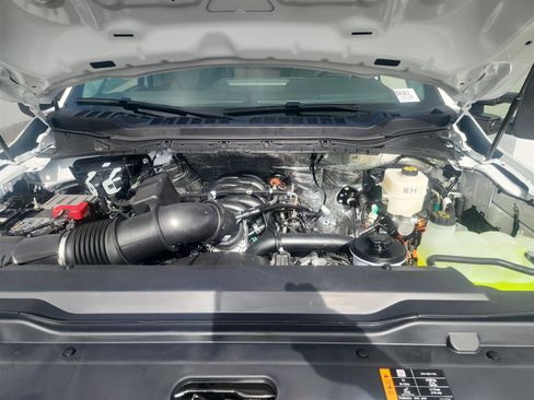 New 2025 Ford F450 XL w/ XL Chrome Package image 13