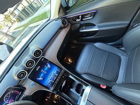 Used 2022 Mercedes-Benz C 300 Sedan image 11