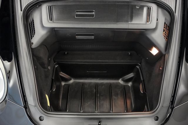 Used 2006 Porsche 911 Carrera S RWD image 36