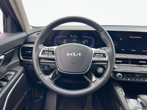 Used 2025 Kia Telluride EX w/ EX Captain's Chair Package AWD/4WD image 15