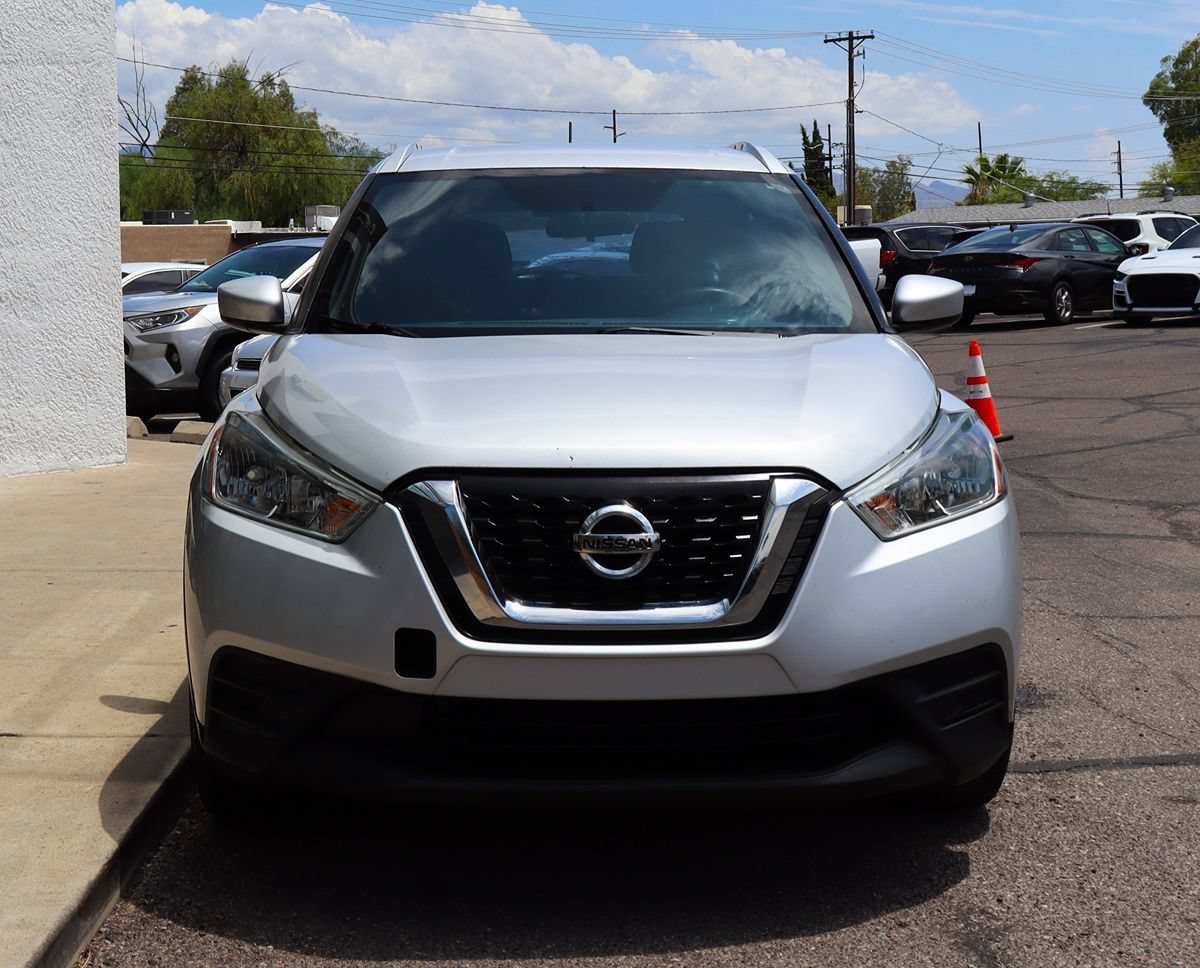 Used 2018 Nissan Kicks SV FWD image 16