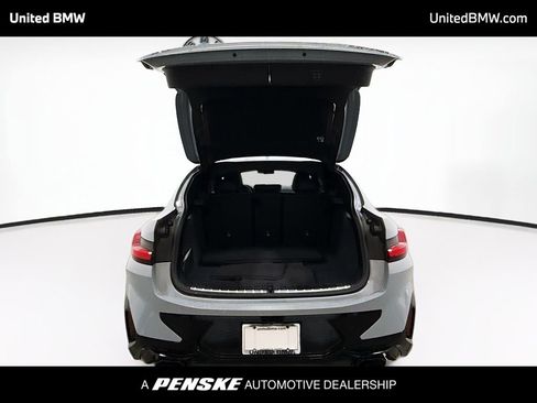 Used 2025 BMW X4 M40i image 14