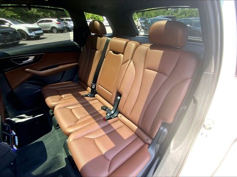 Used 2019 Audi Q7 3.0T Prestige w/ Prestige Package AWD/4WD image 28