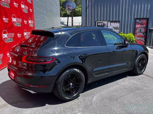 Used 2018 Porsche Macan AWD/4WD image 5