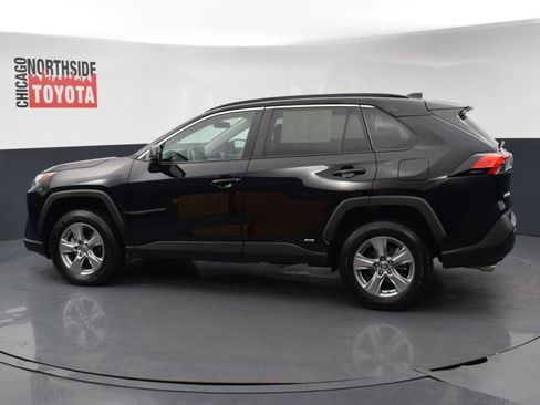 Used 2023 Toyota RAV4 LE AWD/4WD image 2