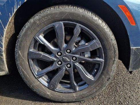 Used 2024 Chevrolet Equinox RS w/ RS Leather Package image 33