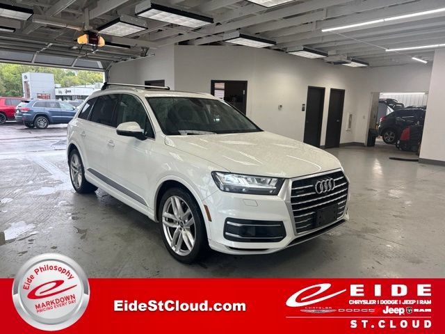 Used 2017 Audi Q7 3.0T Prestige AWD/4WD image 1