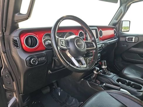 Used 2021 Jeep Wrangler Unlimited Rubicon w/ LED Lighting Group AWD/4WD image 14