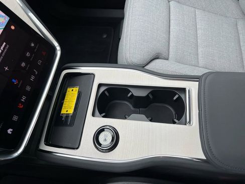 Certified 2025 Volvo EX90 Ultra AWD/4WD image 20