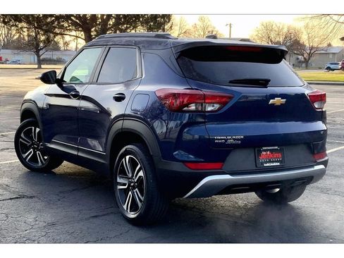 Used 2023 Chevrolet TrailBlazer LT w/ Convenience Package AWD/4WD image 13