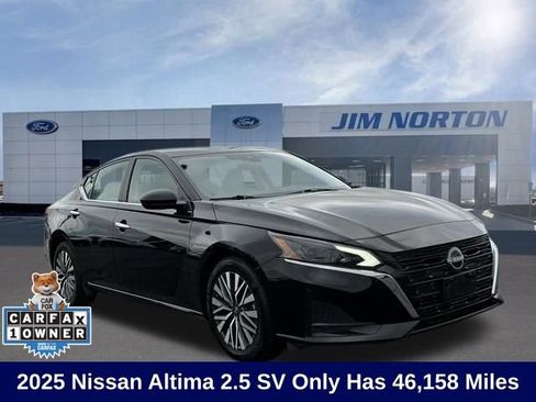 Used 2025 Nissan Altima 2.5 SV FWD image 1