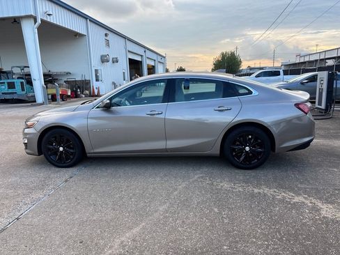Used 2022 Chevrolet Malibu LT FWD image 8
