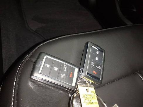 Used 2023 Jeep Grand Cherokee Limited AWD/4WD image 27