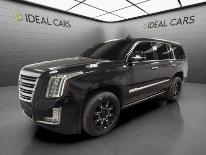 Used 2019 Cadillac Escalade Platinum
