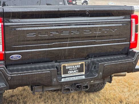 Used 2026 Ford F250 Platinum w/ Tremor Off-Road Package AWD/4WD image 13