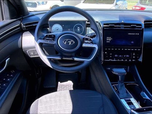 Used 2024 Hyundai Santa Cruz SEL w/ Activity Package image 6