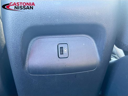 Used 2023 Nissan Sentra SV image 31