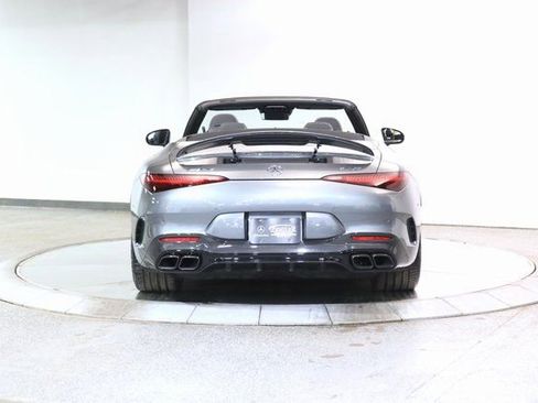 Used 2022 Mercedes-Benz SL 63 AMG 4MATIC image 11