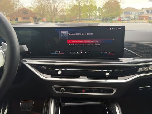 Certified 2024 BMW X6 M60i w/ Dynamic Handling Package image 16