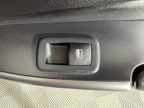 Used 2020 Jeep Cherokee Latitude FWD image 44