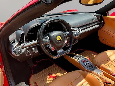 Used 2012 Ferrari 458 Spider RWD image 15