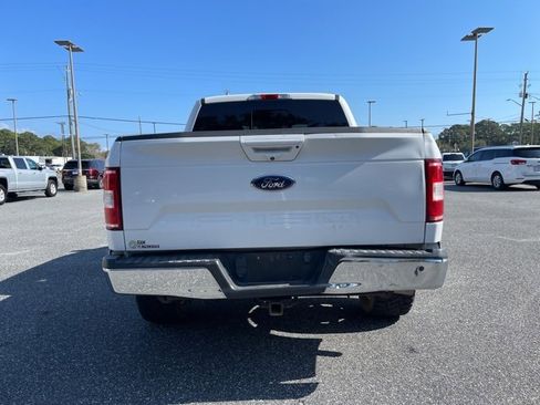 Used 2018 Ford F150 Lariat image 6