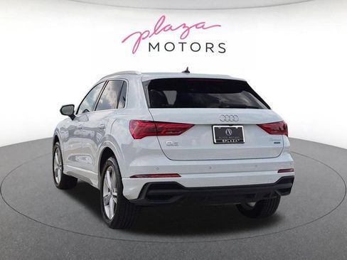 Certified 2024 Audi Q3 2.0T Premium w/ Convenience Package AWD/4WD image 7