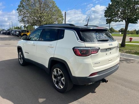 Used 2018 Jeep Compass Limited w/ Navigation Group AWD/4WD image 7